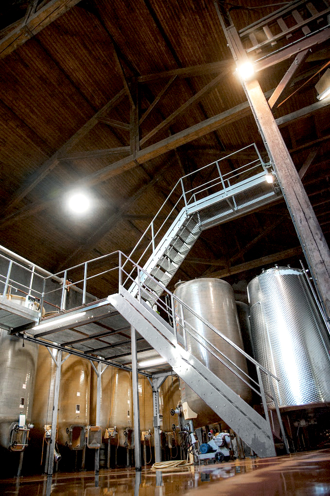 escalier_laurens_vignobles-vellas.com_679x1020px